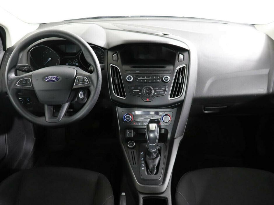 Ford Focus 1.6 РКПП, 2015, 100 000 км фото 8