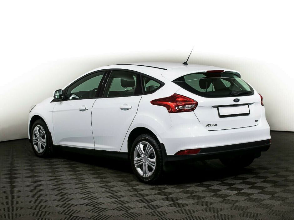 Ford Focus 1.5 МКПП, 2018, 62 000 км фото 3