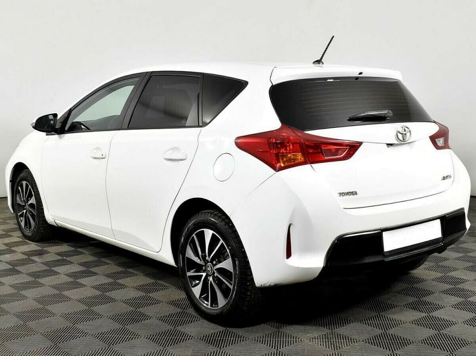 Toyota Auris 1.6 CVT, 2013, 134 000 км фото 4