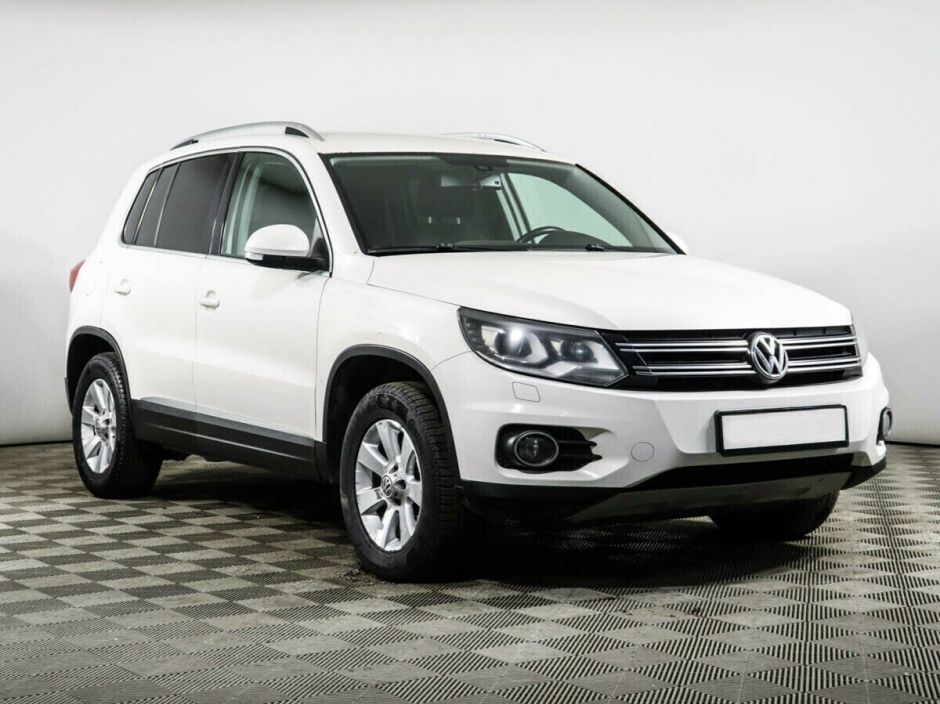 Volkswagen Tiguan 2.0 АКПП, 2013, 132 000 км фото 3