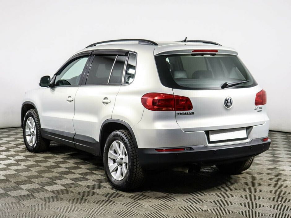 Volkswagen Tiguan 2.0 АКПП, 2013, 129 000 км фото 4