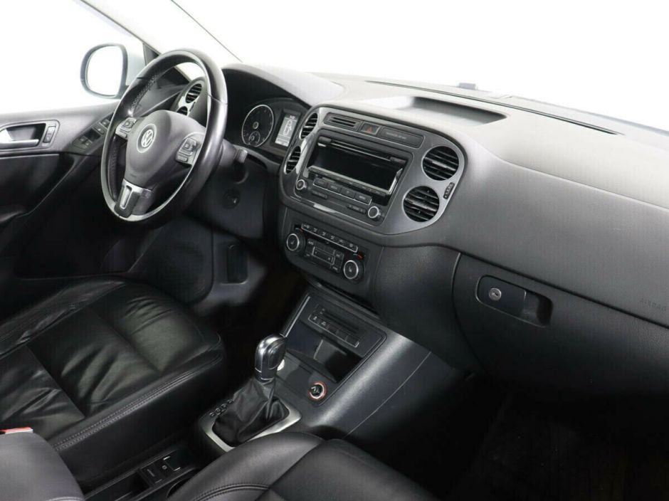 Volkswagen Tiguan 2.0 АКПП, 2012, 143 000 км фото 6