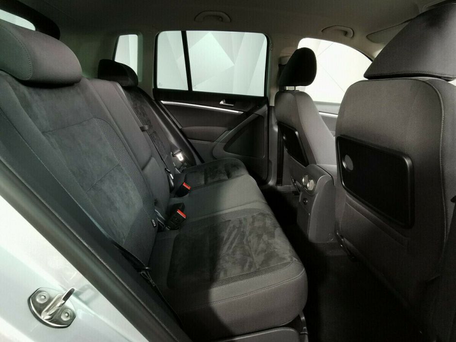 Volkswagen Tiguan 2.0 АКПП, 2012, 141 000 км фото 5