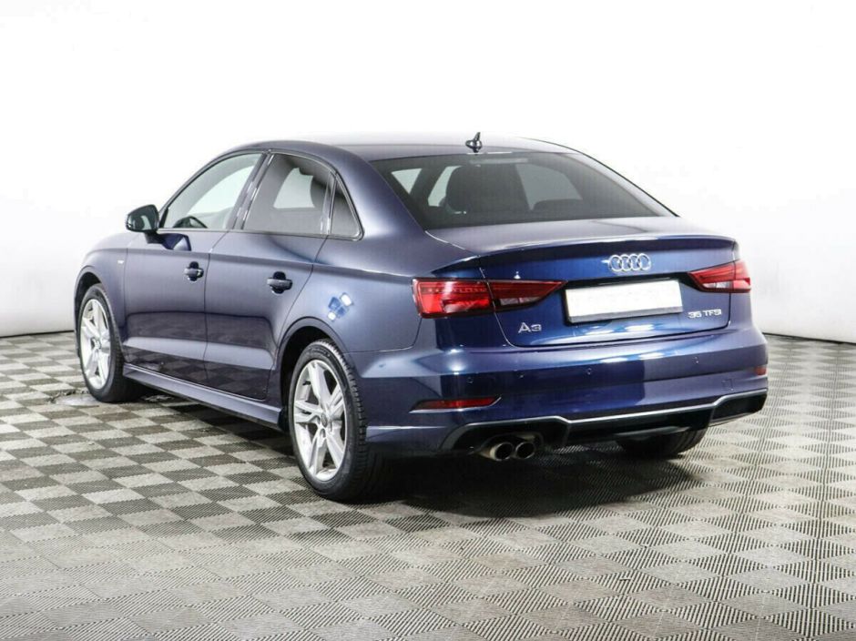Audi A3 1.5 РКПП, 2018, 63 000 км фото 3