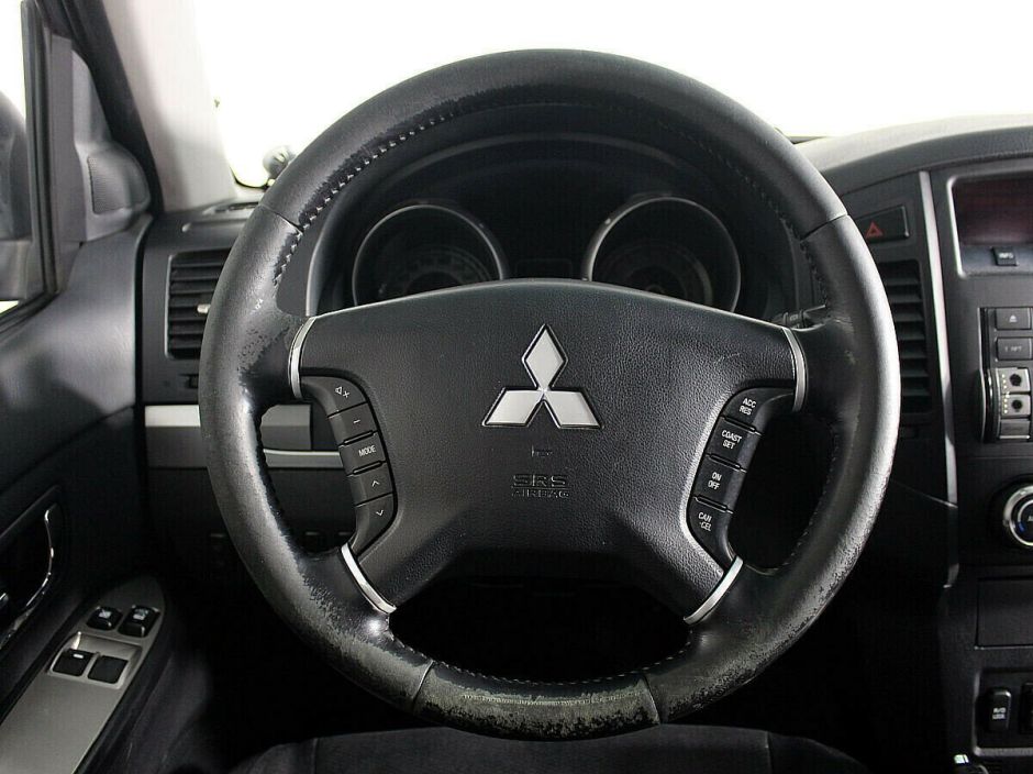 Mitsubishi Pajero 3.2 АКПП, 2007, 198 000 км фото 5