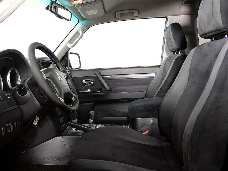 Mitsubishi Pajero 3.2 АКПП, 2007, 198 000 км фото 6