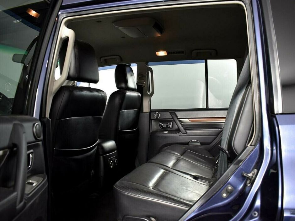 Mitsubishi Pajero 3.8 АКПП, 2008, 187 000 км фото 6