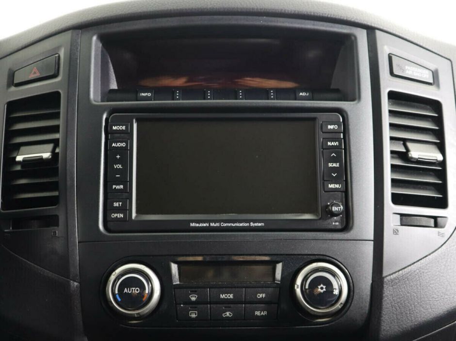 Mitsubishi Pajero 3.0 АКПП, 2011, 148 000 км фото 8
