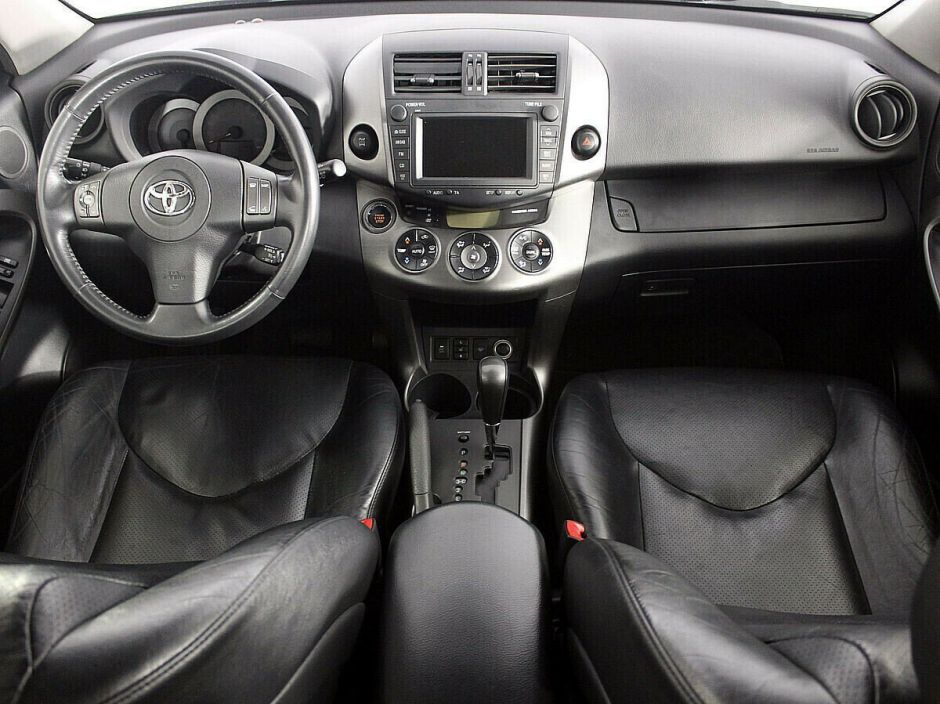Toyota RAV4 2.5 АКПП, 2012, 144 000 км фото 4