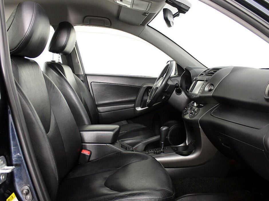 Toyota RAV4 2.5 АКПП, 2012, 144 000 км фото 6