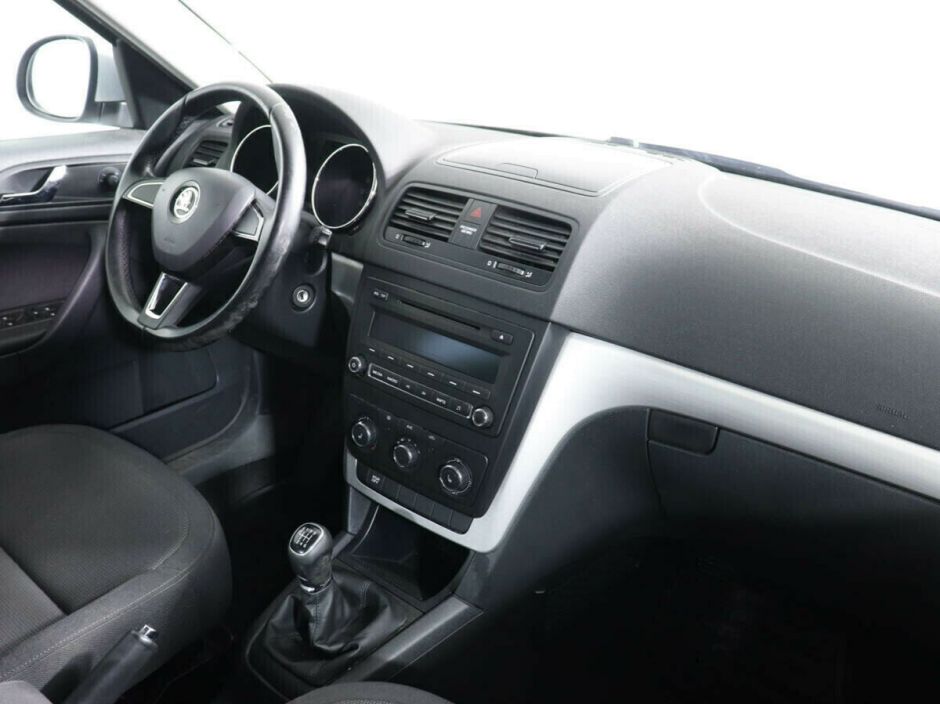 Skoda Yeti 1.6 МКПП, 2016, 98 000 км фото 8