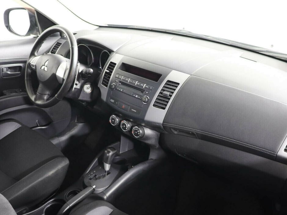 Mitsubishi Outlander 2.0 CVT, 2010, 164 000 км фото 8