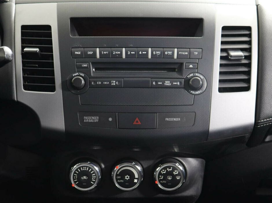 Mitsubishi Outlander 2.0 CVT, 2010, 164 000 км фото 9