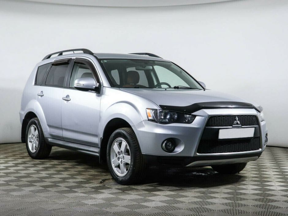 Mitsubishi Outlander 2.4 CVT, 2011, 145 000 км фото 2