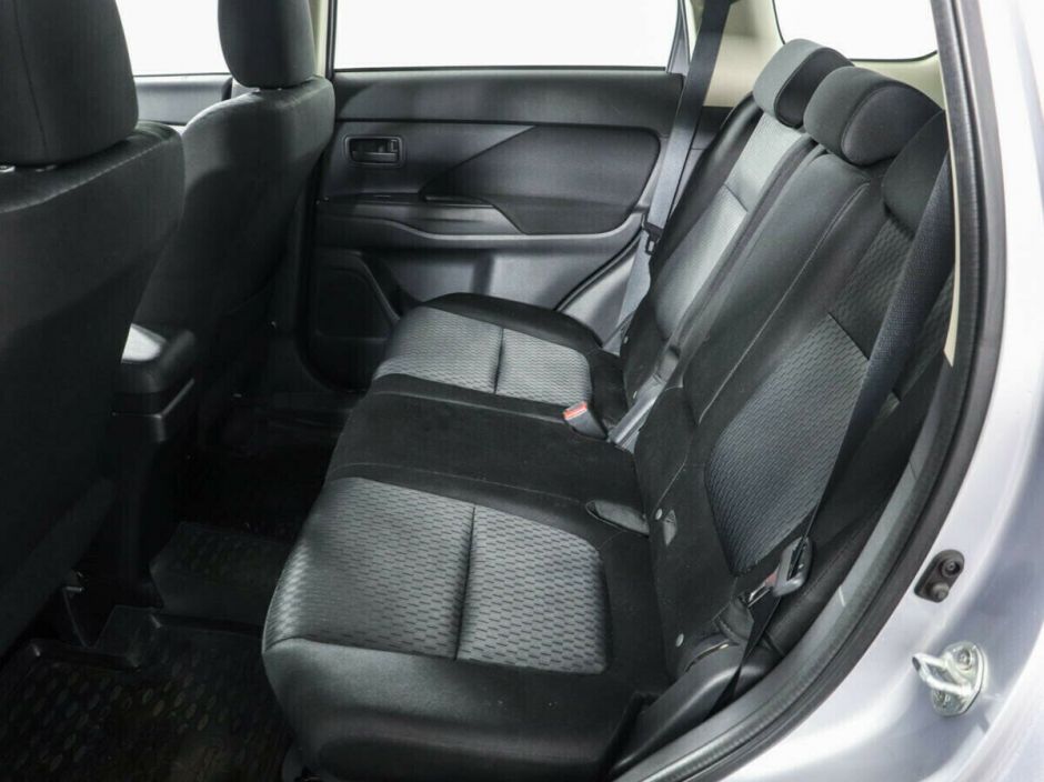 Mitsubishi Outlander 2.0 CVT, 2012, 134 000 км фото 6