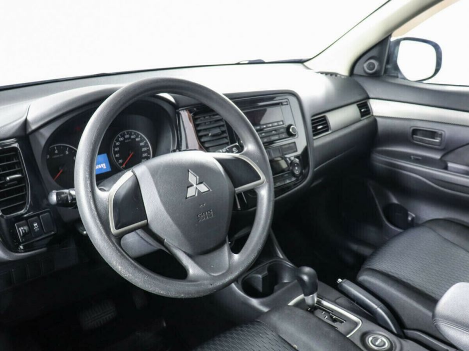 Mitsubishi Outlander 2.0 CVT, 2012, 134 000 км фото 9