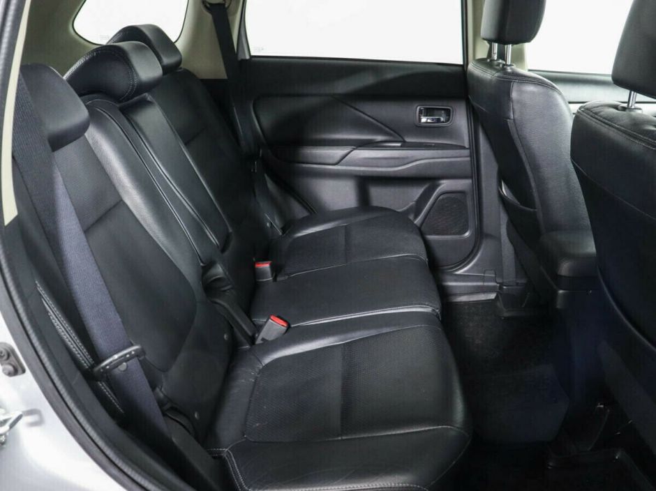 Mitsubishi Outlander 2.0 CVT, 2013, 122 000 км фото 8