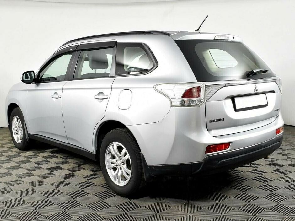 Mitsubishi Outlander 2.0 CVT, 2012, 145 000 км фото 3