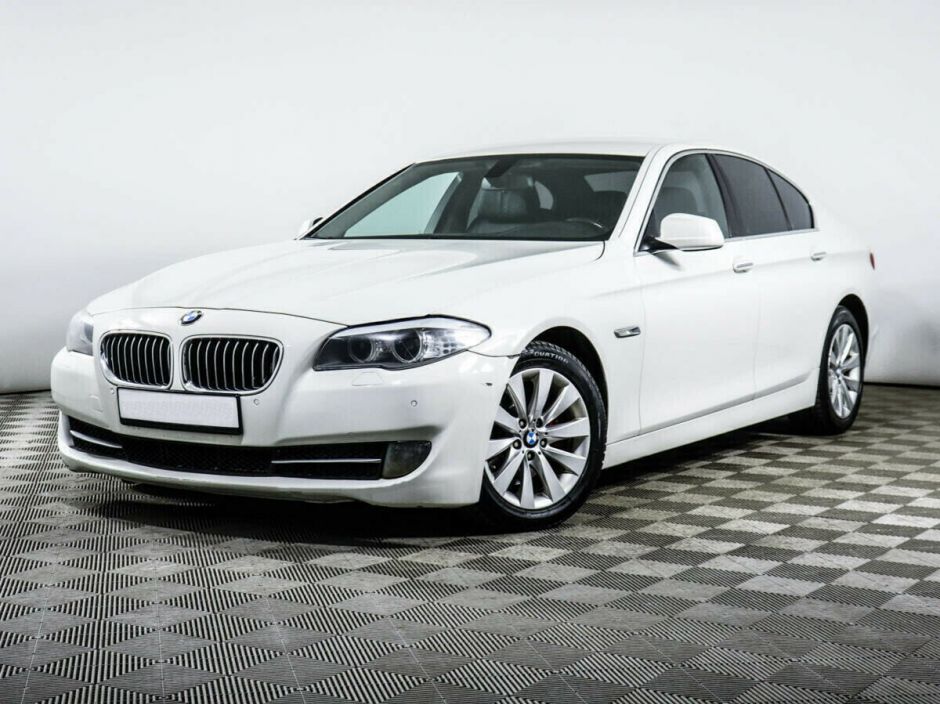 BMW 5 серии 2.0 АКПП, 2013, 130 000 км фото 1