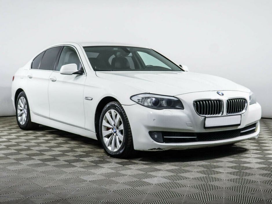 BMW 5 серии 2.0 АКПП, 2013, 130 000 км фото 2