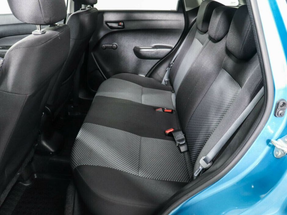 Suzuki Vitara 1.6 АКПП, 2017, 81 000 км фото 6