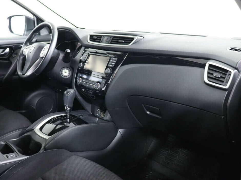 Nissan Qashqai 1.2 CVT, 2017, 81 000 км фото 9