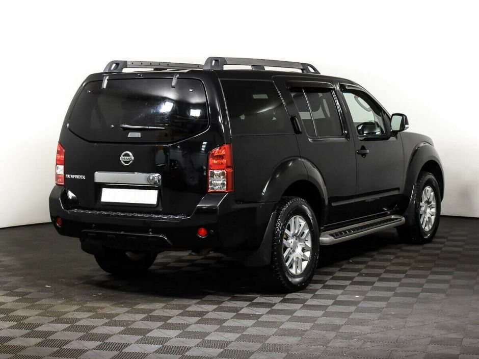 Nissan Pathfinder 2.5 МКПП, 2013, 127 000 км фото 3