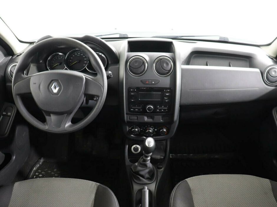 Renault Duster 1.6 МКПП, 2019, 48 000 км фото 6
