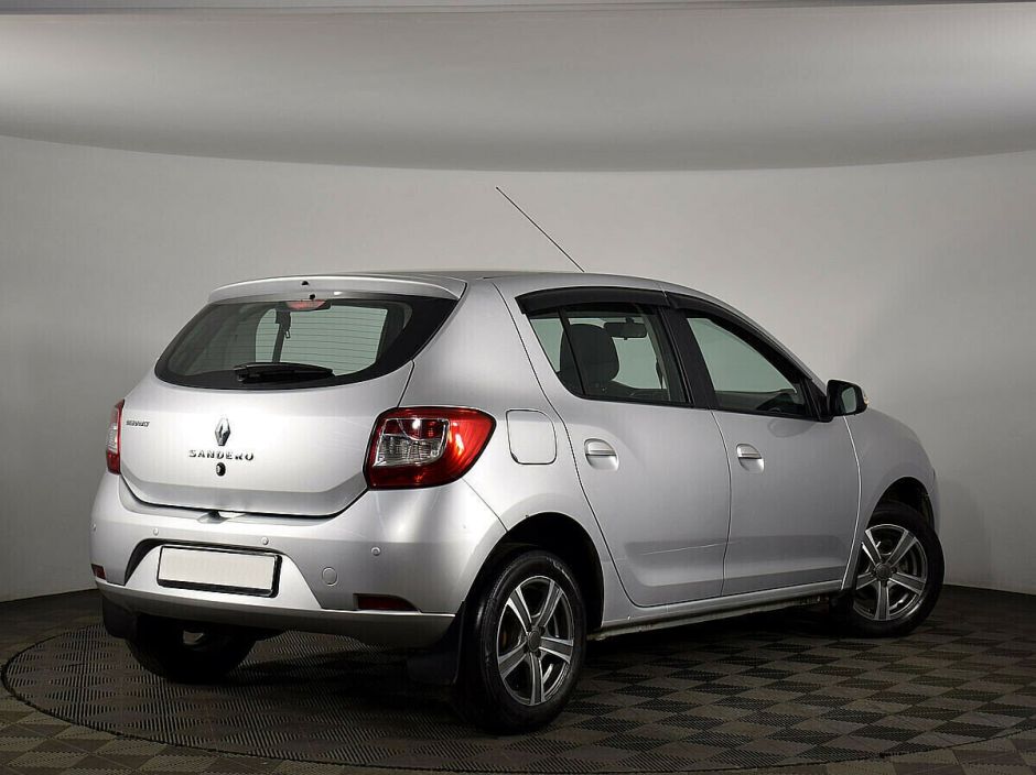 Renault Sandero 1.6 АКПП, 2015, 101 000 км фото 2