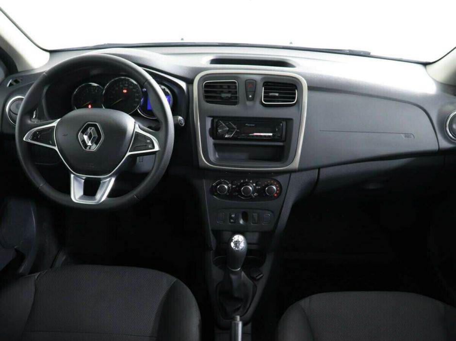 Renault Sandero 1.6 МКПП, 2018, 72 000 км фото 5