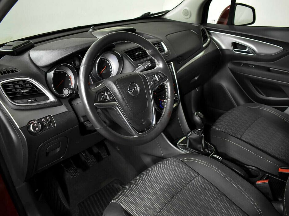 Opel Mokka 1.8 МКПП, 2013, 122 000 км фото 5