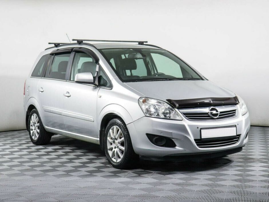 Opel Zafira 1.8 РКПП, 2012, 145 000 км фото 3