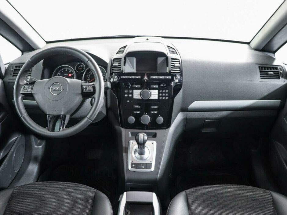 Opel Zafira 1.8 РКПП, 2012, 145 000 км фото 6