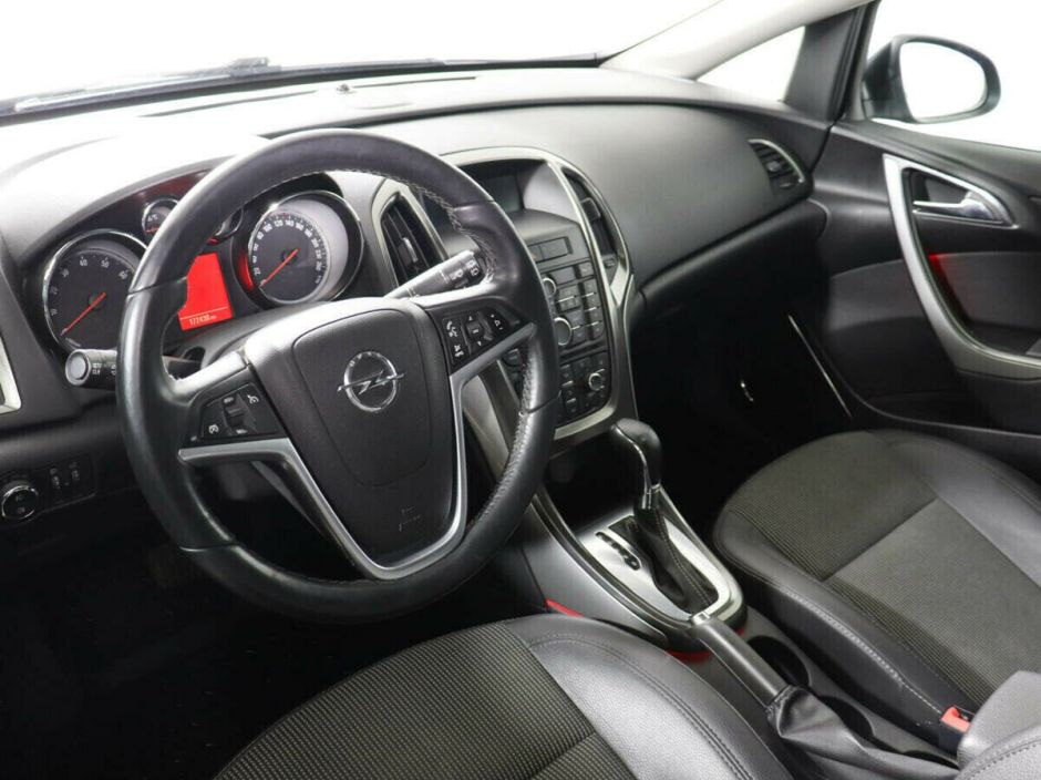 Opel Astra 1.4 АКПП, 2012, 143 000 км фото 5