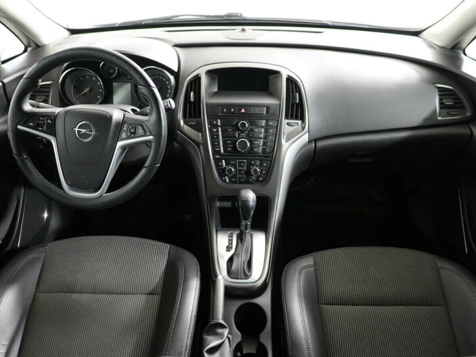 Opel Astra 1.4 АКПП, 2012, 143 000 км фото 7