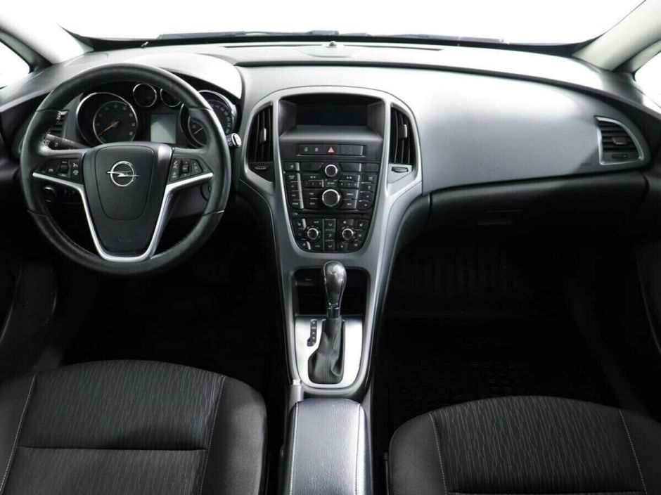 Opel Astra 1.4 АКПП, 2013, 131 000 км фото 5
