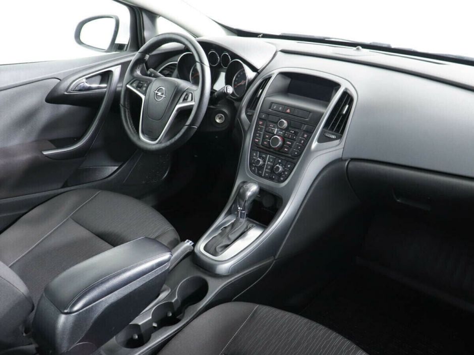 Opel Astra 1.4 АКПП, 2013, 131 000 км фото 6