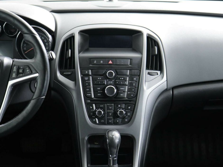 Opel Astra 1.4 АКПП, 2013, 131 000 км фото 7