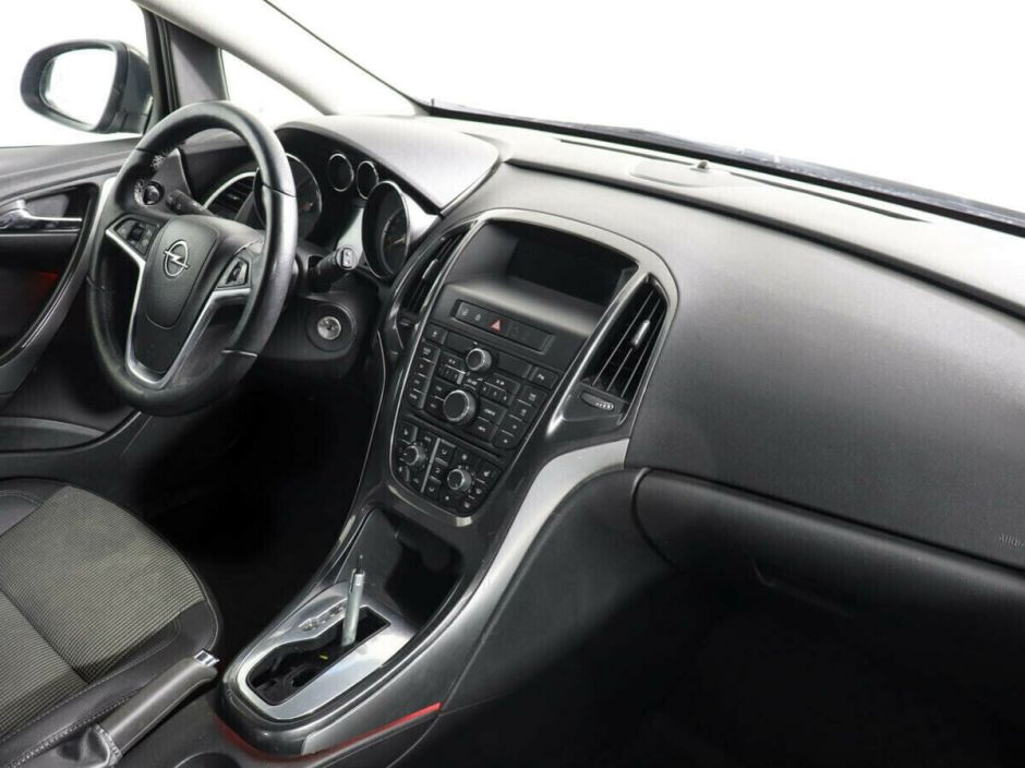 Opel Astra 1.6 АКПП, 2012, 141 000 км фото 6