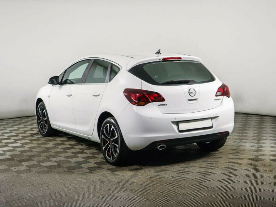 Opel Astra 1.4 АКПП, 2012, 131 000 км фото 3
