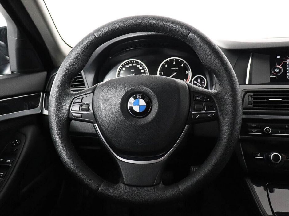 BMW 5 серии 2.0 АКПП, 2016, 94 000 км фото 8