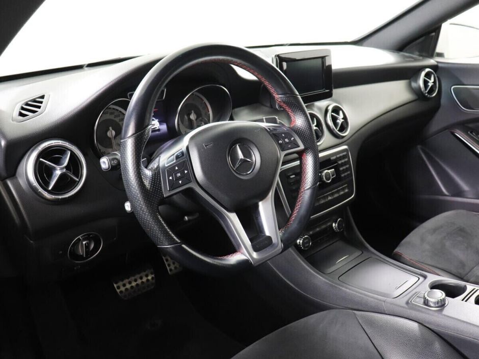 Mercedes-Benz CLA 2.0 РКПП, 2013, 120 000 км фото 5