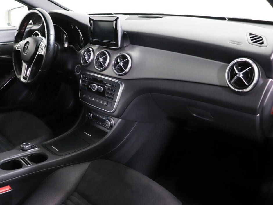 Mercedes-Benz CLA 2.0 РКПП, 2013, 120 000 км фото 7
