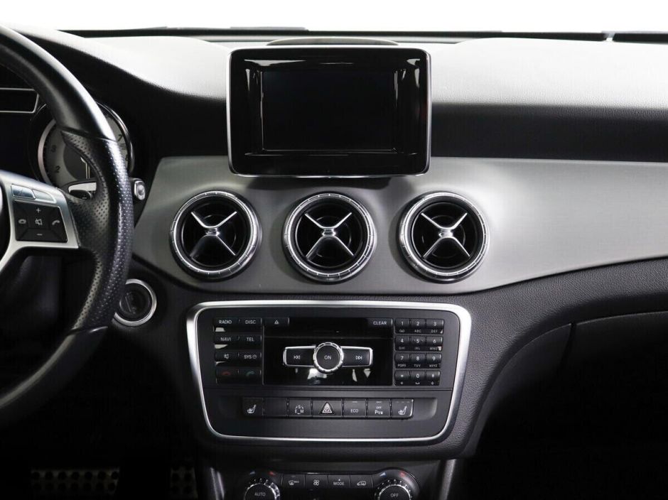 Mercedes-Benz CLA 2.0 РКПП, 2013, 120 000 км фото 8