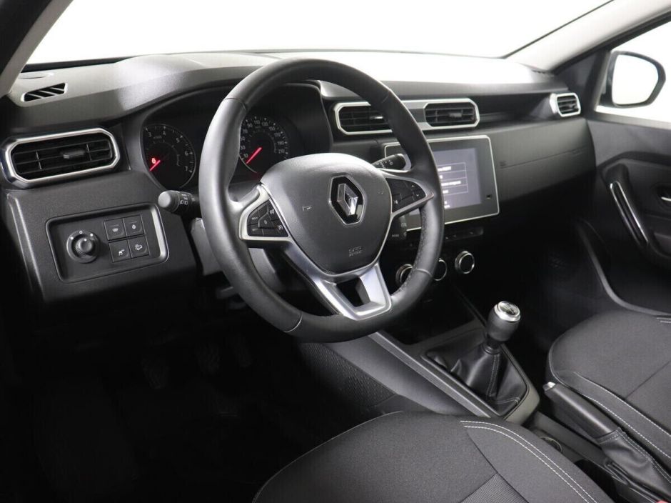 Renault Duster 1.6 МКПП, 2020, 42 000 км фото 5
