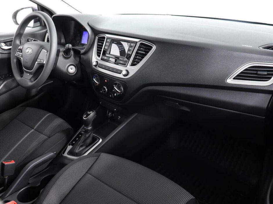 Hyundai Solaris 1.6 АКПП, 2022, 17 000 км фото 9