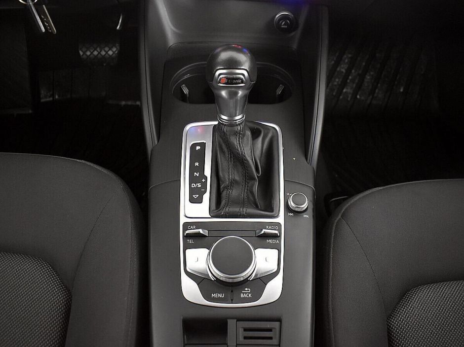 Audi A3 1.5 РКПП, 2017, 75 000 км фото 10