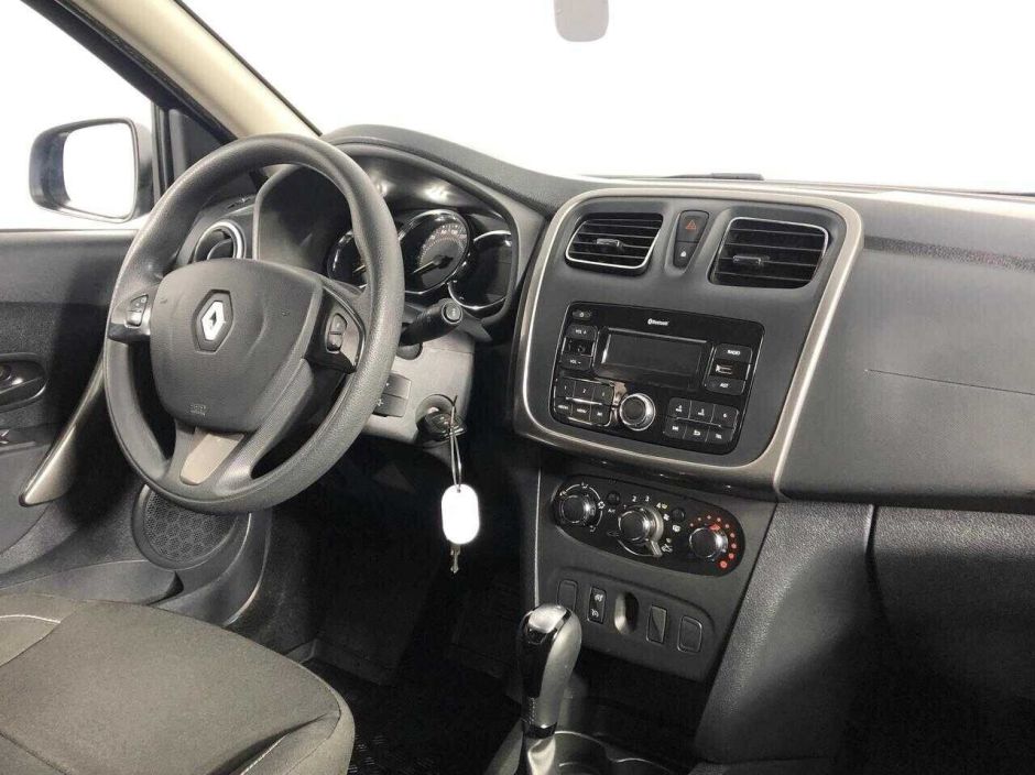 Renault Sandero 1.6 АКПП, 2018, 67 000 км фото 10