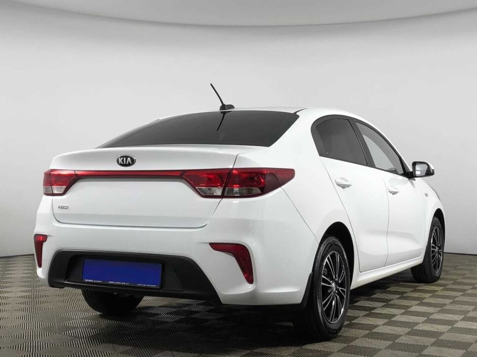 Kia Rio 1.6 АКПП, 2019, 50 000 км фото 2
