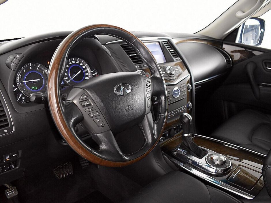 Infiniti QX56 5.6 АКПП, 2011, 146 000 км фото 4